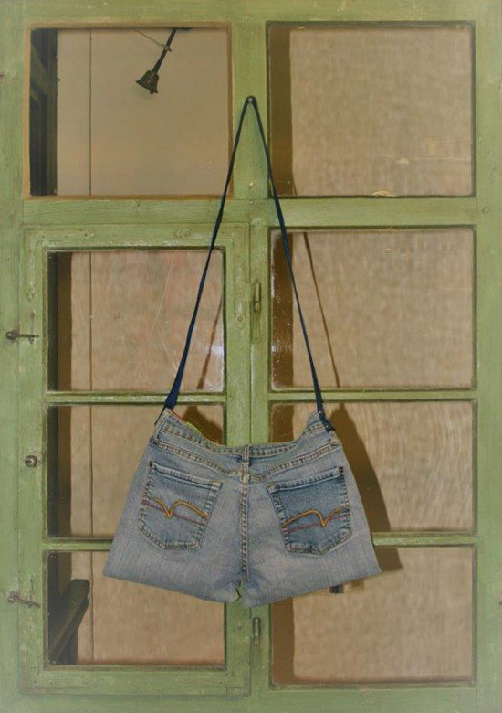 Jeanstasche 4. Modell "San Fransisco“ (ca.40x25 cm), Schultertasche, 1 Gurt (105x4 cm): 79,00 €