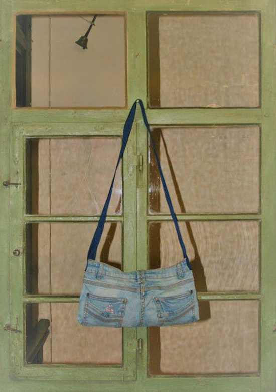 Jeanstasche 6. Modell "St.Tropez“ (ca.35x20 cm), Schultertasche, 1 Gurt (100x4 cm): 69,00 €